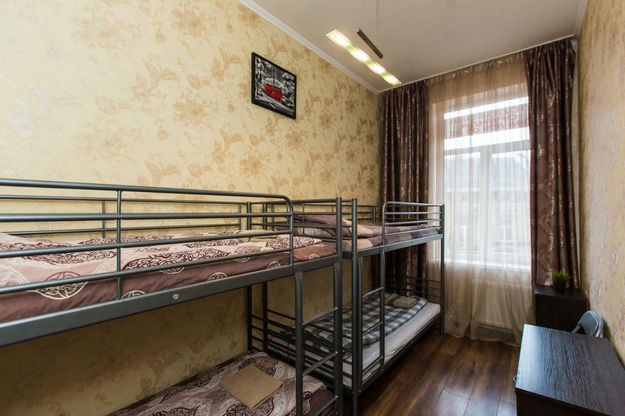 Baker'S Street Hostel Lviv Exterior photo